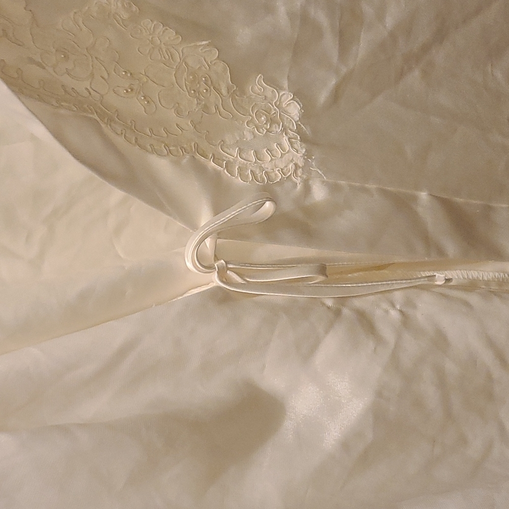 Dentelle Robe - Picture 6 of 9
